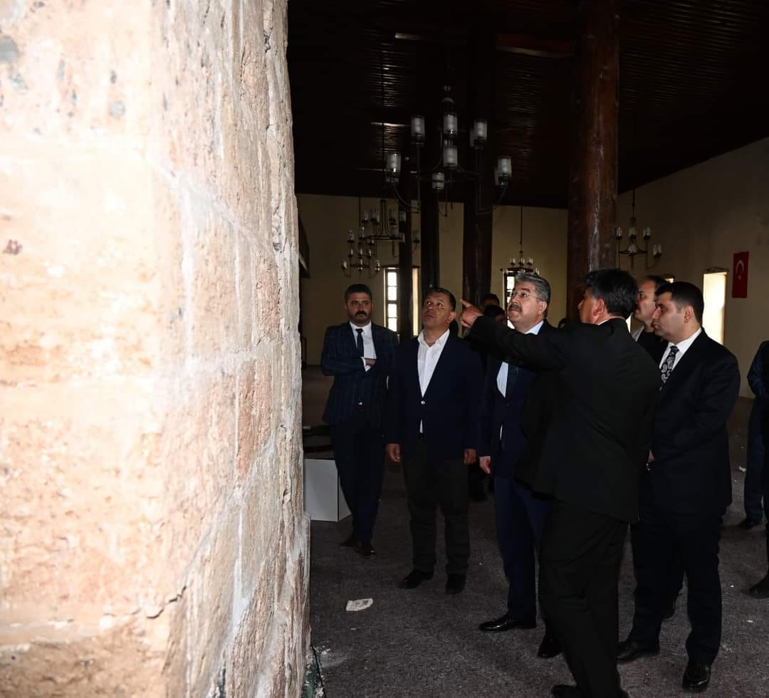 Valimiz Dr. Erdinç Yılmaz, Ağcabey Camiinde İncelemelerde Bulundu